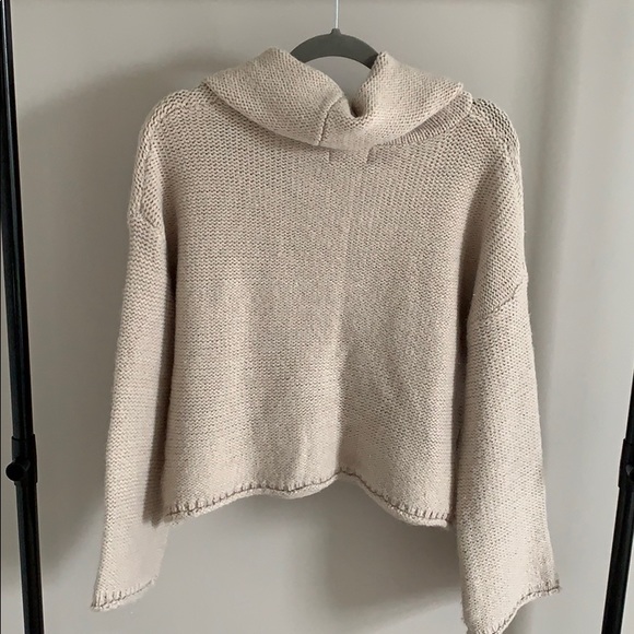 Turtleneck Universal Thread sweater - Picture 2 of 3